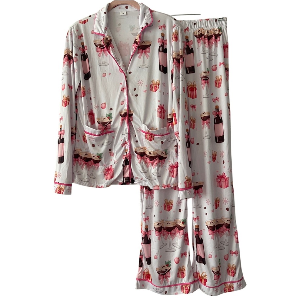 Holiday Martini Champagne Printed Pajama Set Small